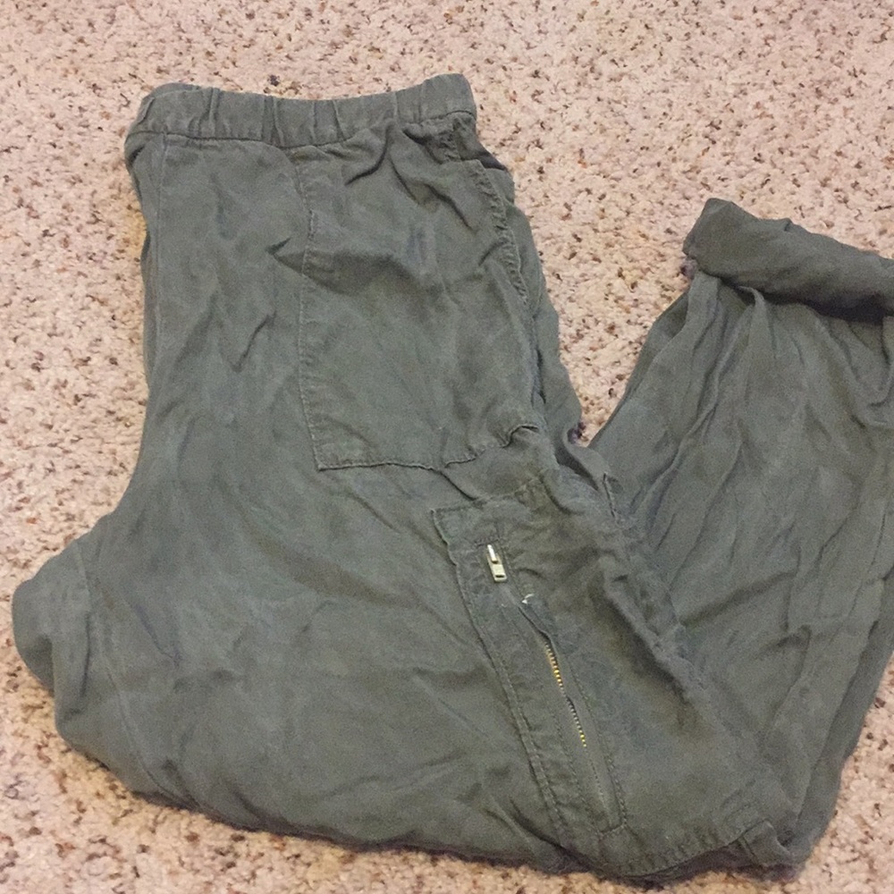 Hm cargo pocket joggers olive